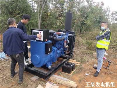 100KW柴油發(fā)電機(jī)組 供貨